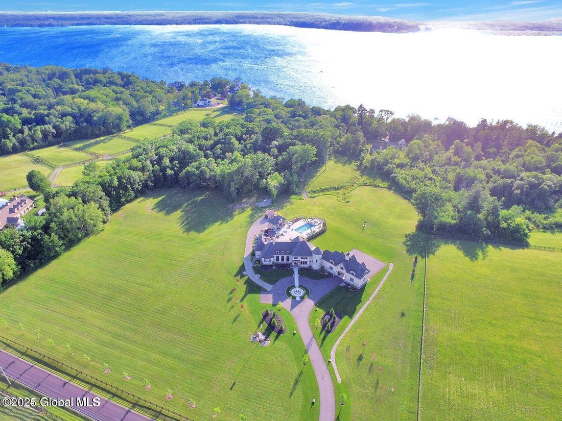 House in Stillwater, New York, United States 5 - 17069600