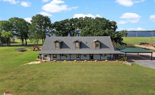 House in Oil City, Louisiana, United States 1