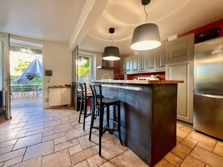House in Saint-Caprais-de-Bordeaux, Nouvelle-Aquitaine, France 3 - 17070709