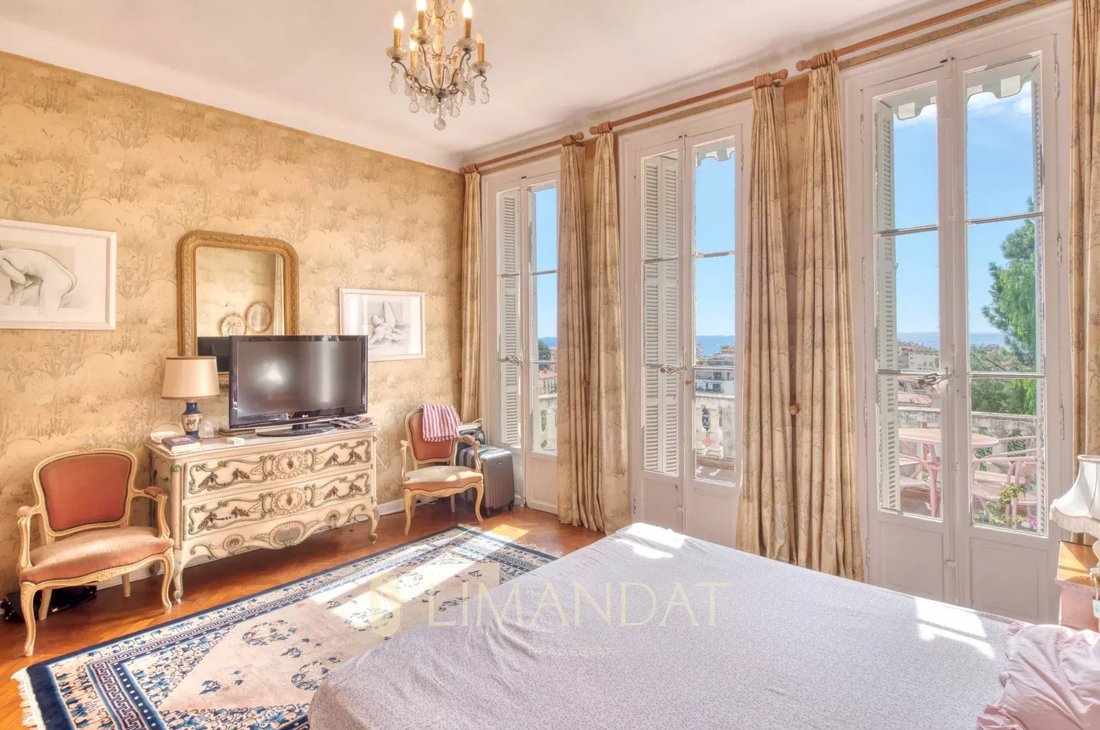 Villa in Menton, Provence-Alpes-Côte d'Azur, France 5 - 16136376