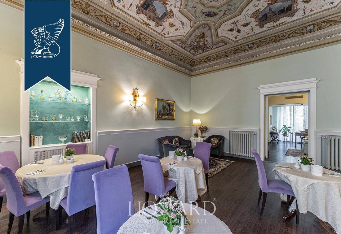 Villa in Center, Florence, Tuscany 4 - 17071492