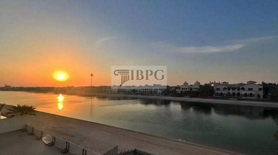 Villa in Palm Jumeirah, Dubai, United Arab Emirates 1 - 17068840