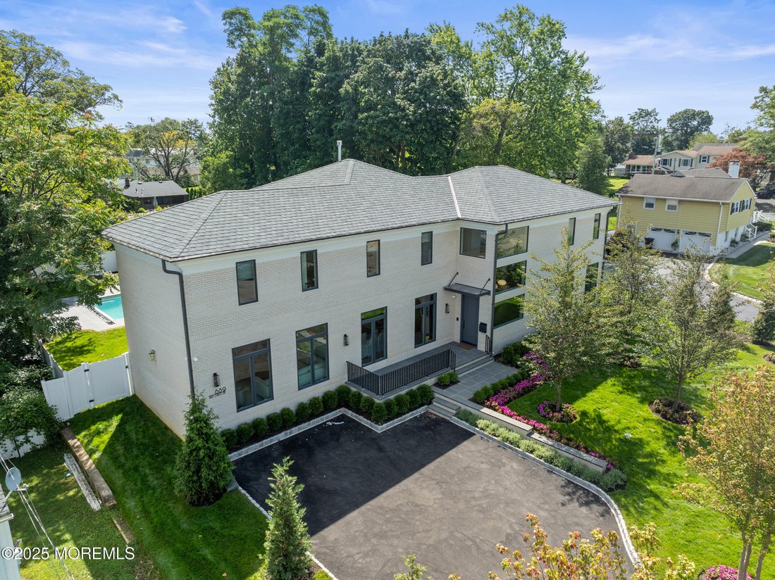 House in Long Branch, New Jersey, United States 1 - 17069604