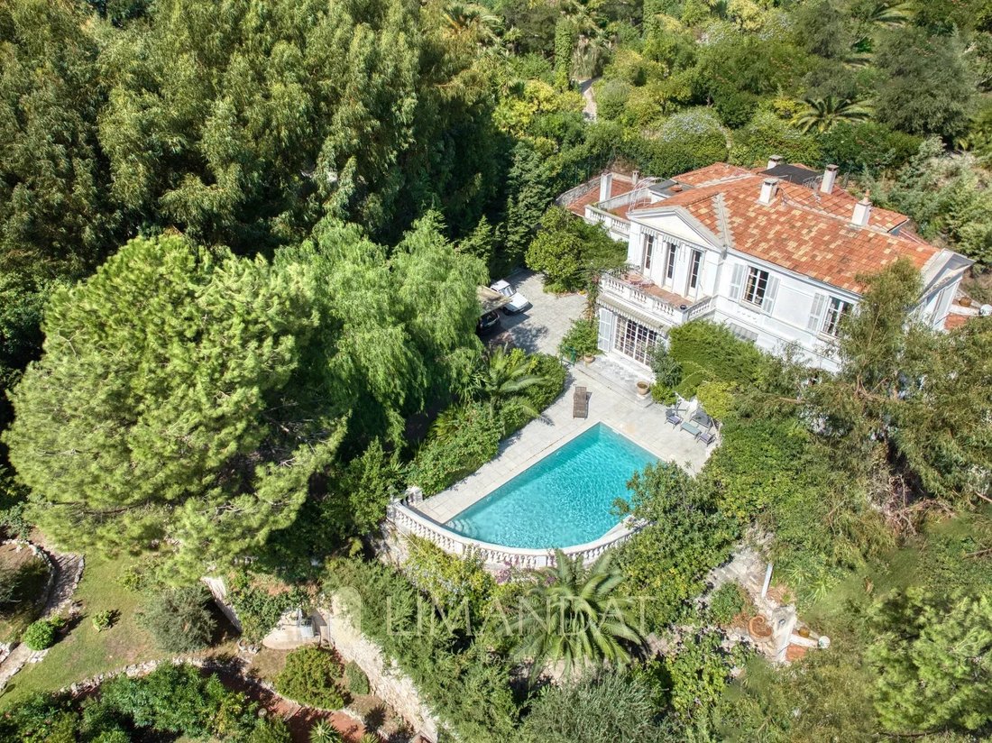 Villa in Menton, Provence-Alpes-Côte d'Azur, France 2 - 16136376