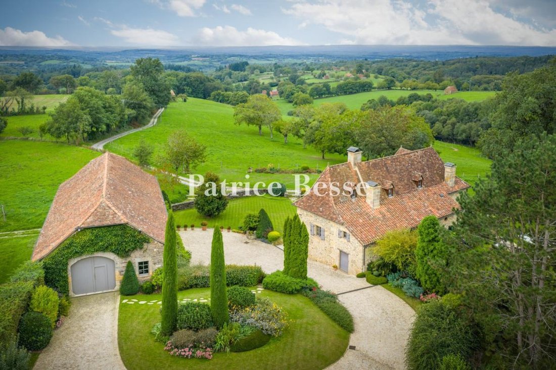 House in Lacapelle-Marival, Occitania, France 1 - 17070288