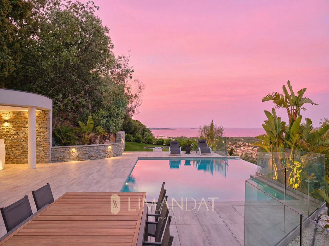 Villa in Les Termes, Mandelieu-la-Napoule, France 5 - 14887808