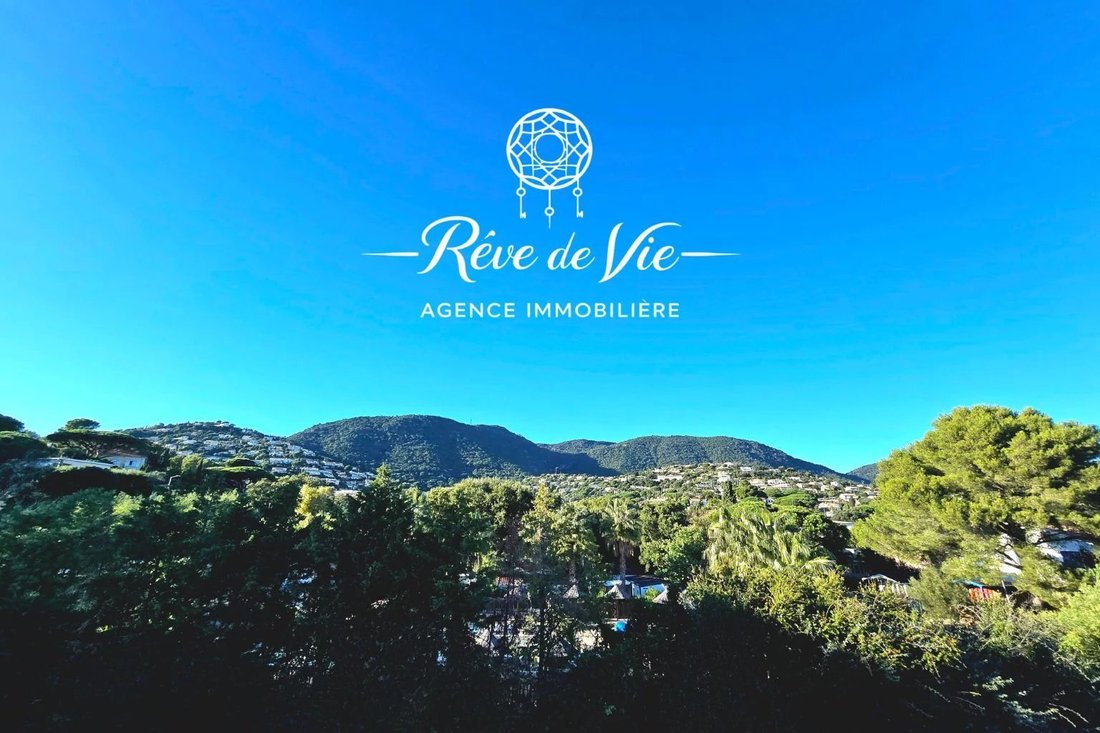 Apartment in Sud, Cavalaire-sur-Mer, France 1 - 16711461