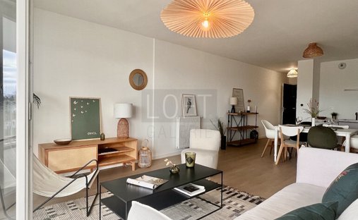 Apartment in Centre-Ermitage, Le Bouscat, France 1