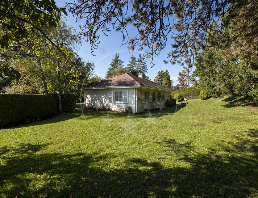 House in Veyrier-du-Lac, Auvergne-Rhône-Alpes, France 5 - 17070748