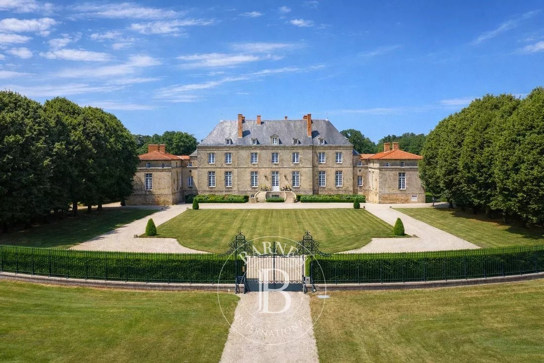 Castle in Tortière - Donatien, Nantes, France 1 - 15875867