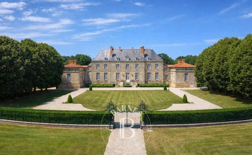 Castle in Tortière - Donatien, Nantes, France 1