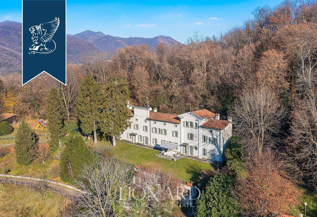 Villa in Nembro, Lombardy, Italy 1 - 17071458