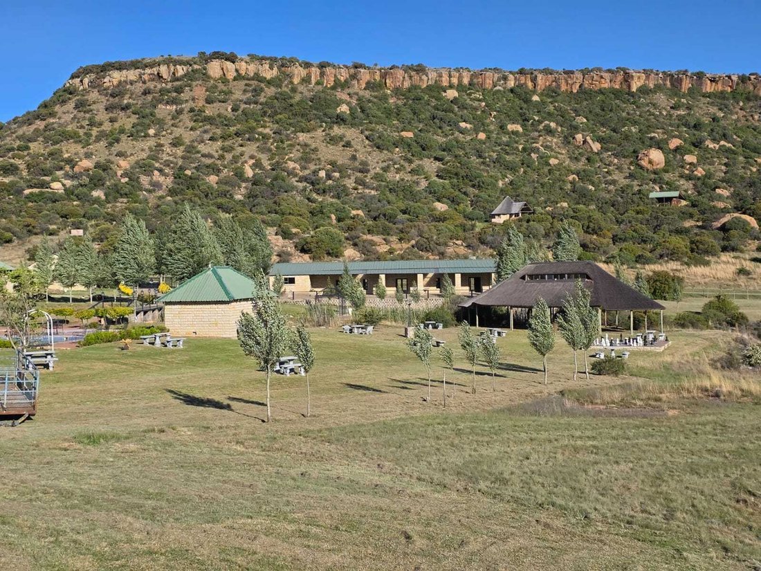 Farm Ranch in Paul Roux, Free State, South Africa 2 - 17069070