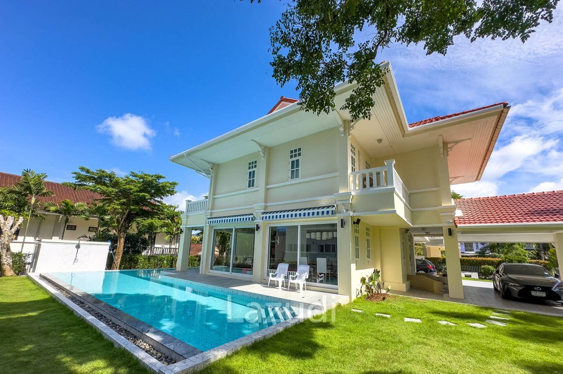 Villa in Kathu, Phuket, Thailand 1 - 17068864