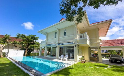 Villa in Kathu, Phuket, Thailand 1
