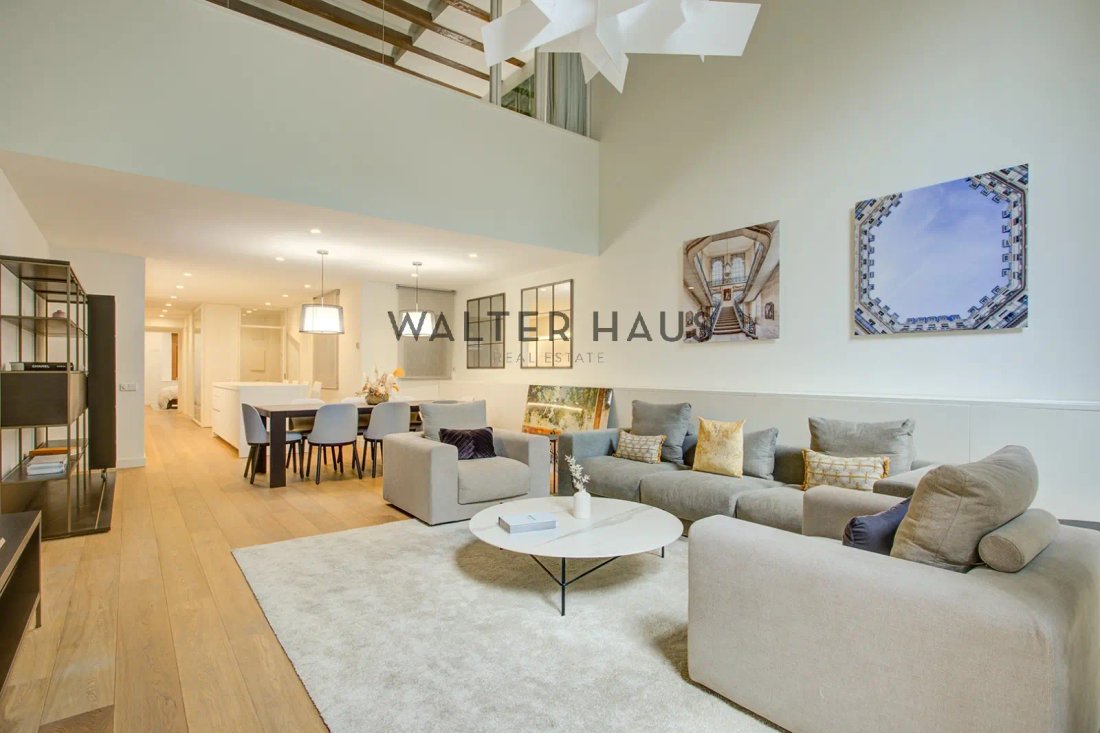 Apartment in Eixample, Barcelona, Spain 4 - 12865300