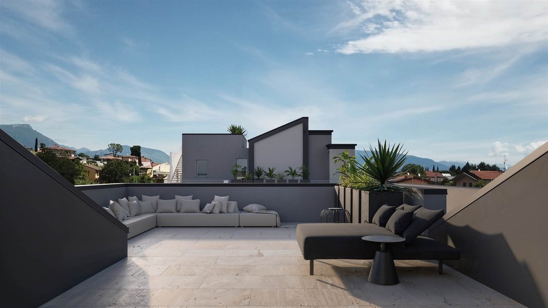 Villa in Moniga del Garda, Lombardy, Italy 2 - 17070789