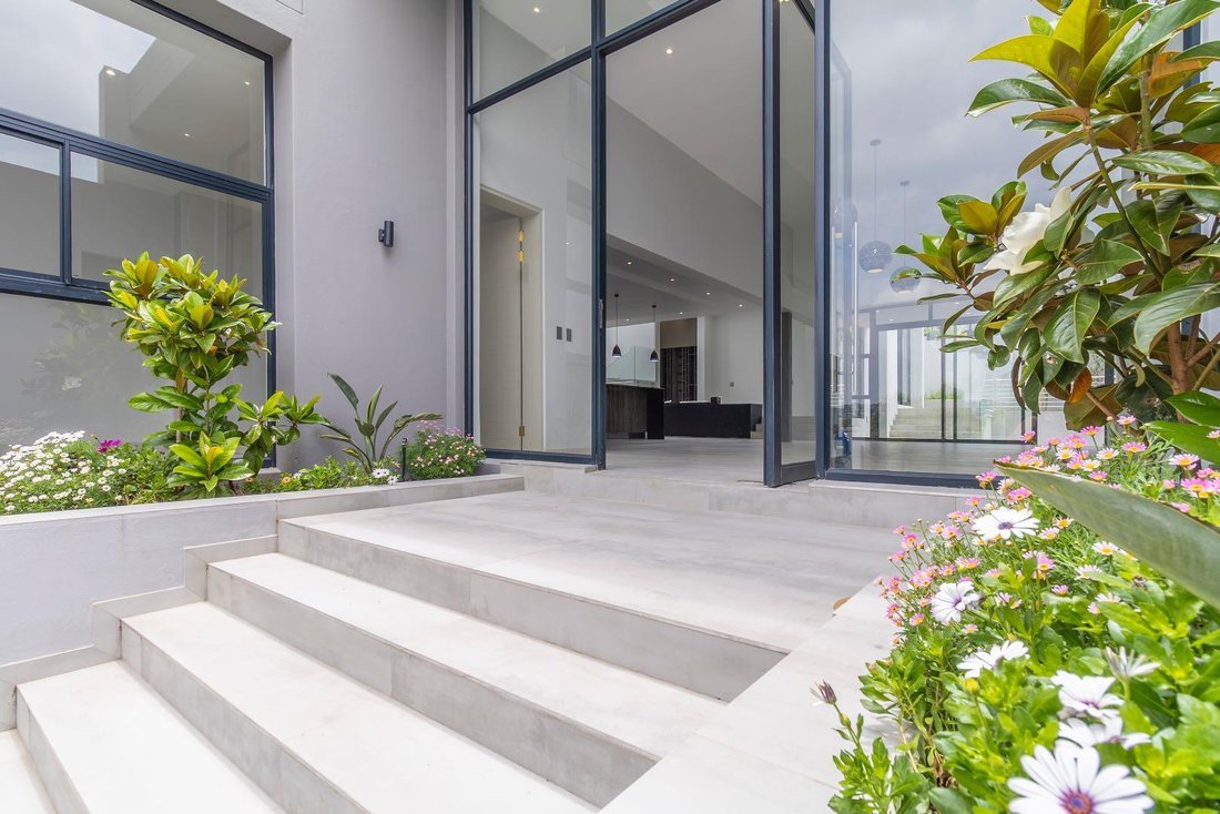 House in Halfway House Estate, Gauteng, South Africa 2 - 17068184