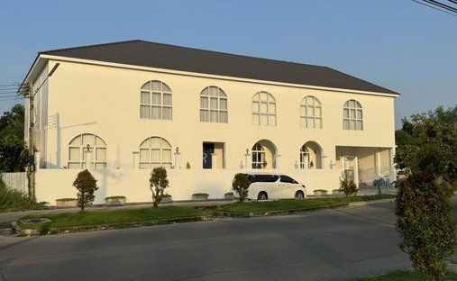 Townhouse en Pak Kret, Provincia de Nonthaburi, Tailandia 1