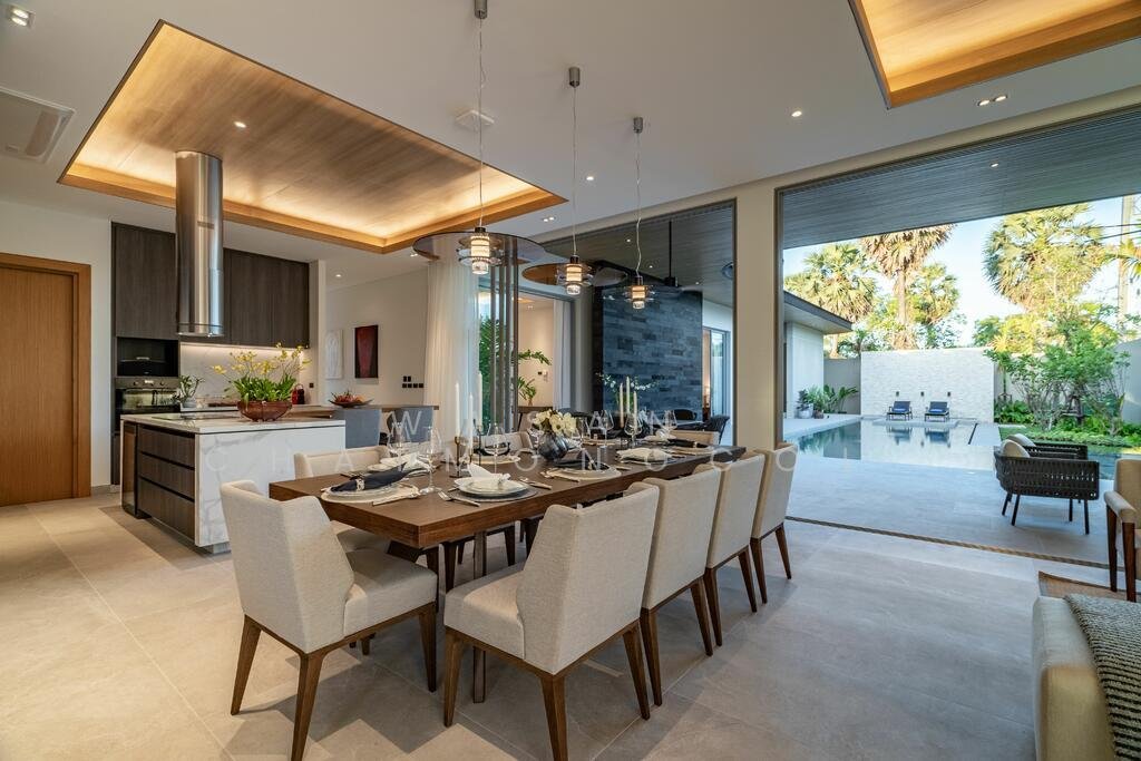 Villa in Thalang, Phuket, Thailand 2 - 15136717