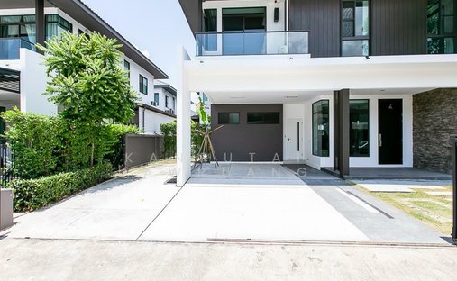 House in Bang Kaeo, Samut Prakan, Thailand 1