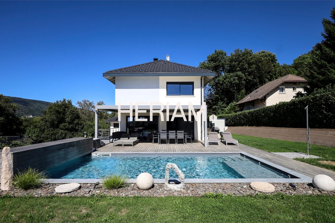 House in Menthon-Saint-Bernard, Auvergne-Rhône-Alpes, France 2 - 17070617