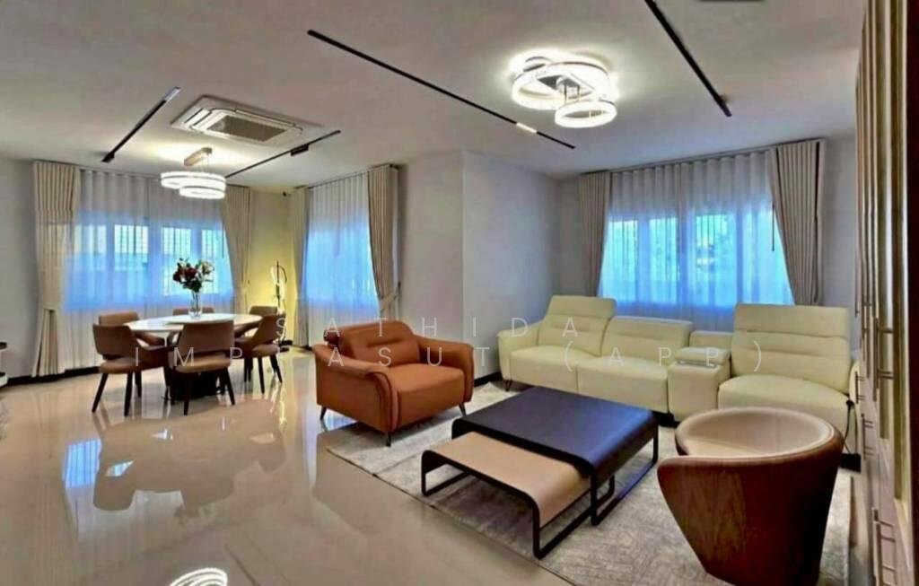Villa in Pattaya City, Chon Buri, Thailand 2 - 16598081