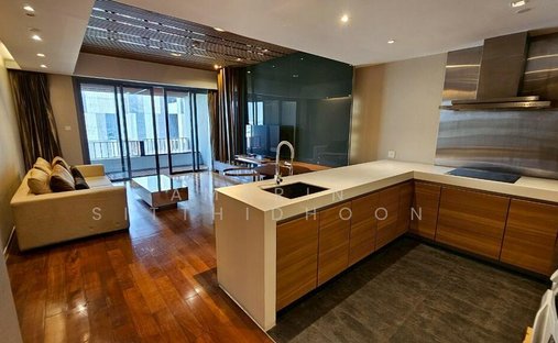 Condo in Bang Phong Phang, Krung Thep Maha Nakhon, Thailand 1