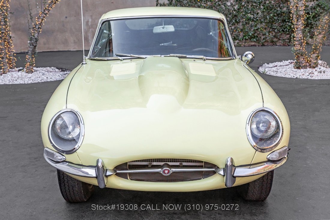 Jaguar XKE in Los Angeles, CA 2 - 17068804