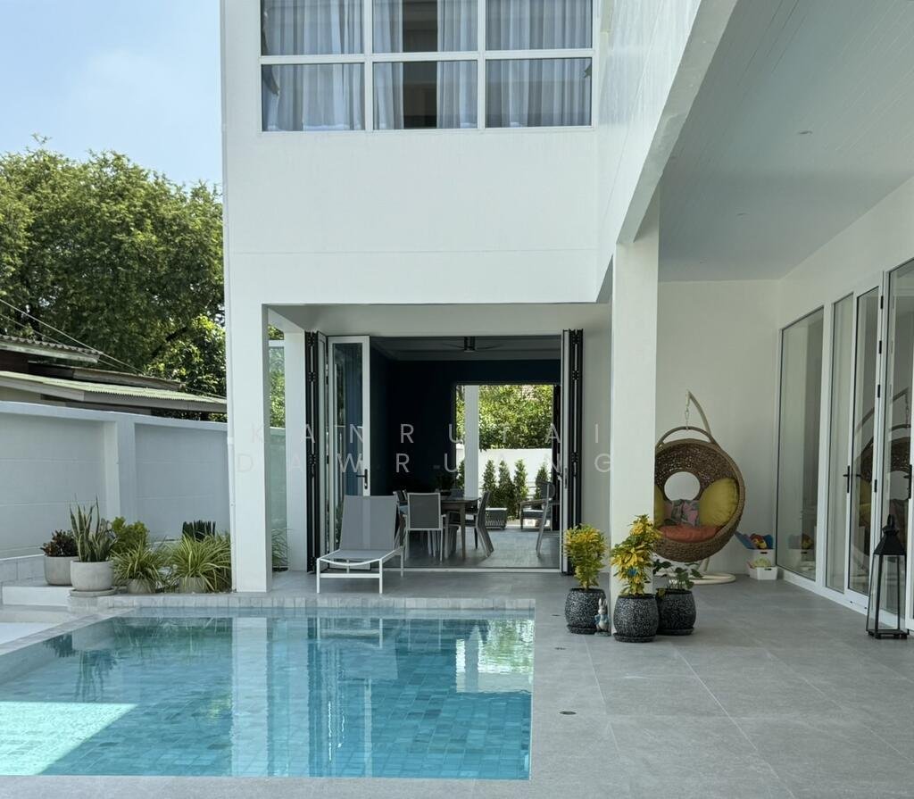 Townhouse in Pakkret, Nonthaburi, Thailand 2 - 15137143