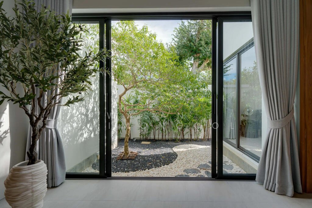 Villa in Thalang, Phuket, Thailand 3 - 15136847