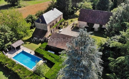 House in Sarlat-la-Canéda, Nouvelle-Aquitaine, France 1