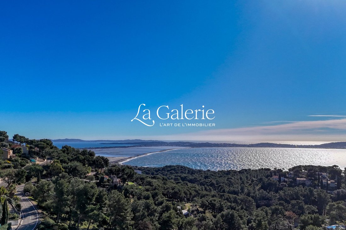 Villa in Hyeres, Provence-Alpes-Côte d'Azur, France 4 - 17072301