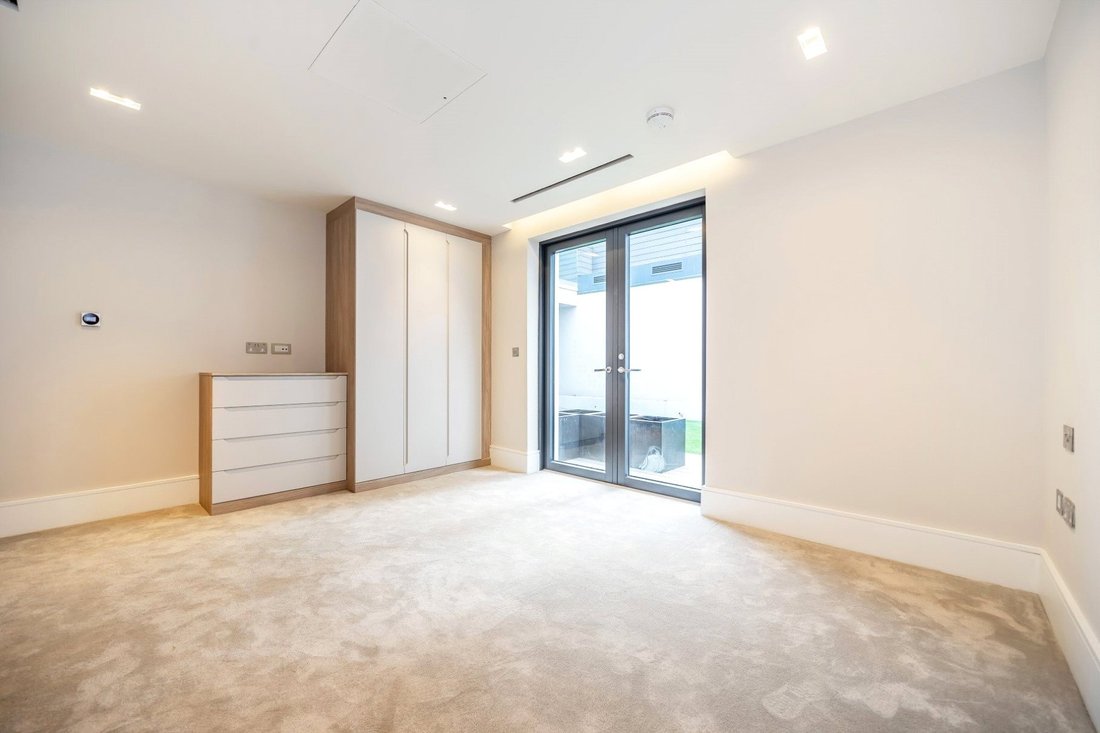 Land in Finchley, Barnet, England 5 - 17068110