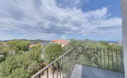 House in Est, Banyuls-sur-Mer, France 1