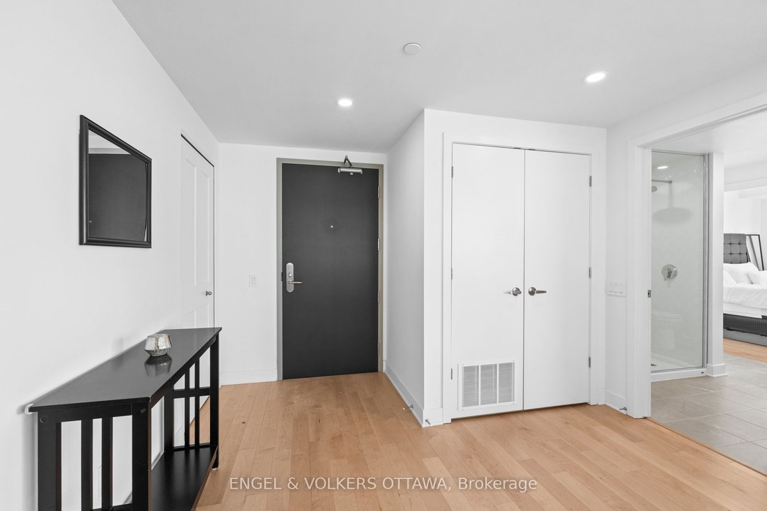 Condo in Ottawa, Ontario, Canada 5 - 17070922