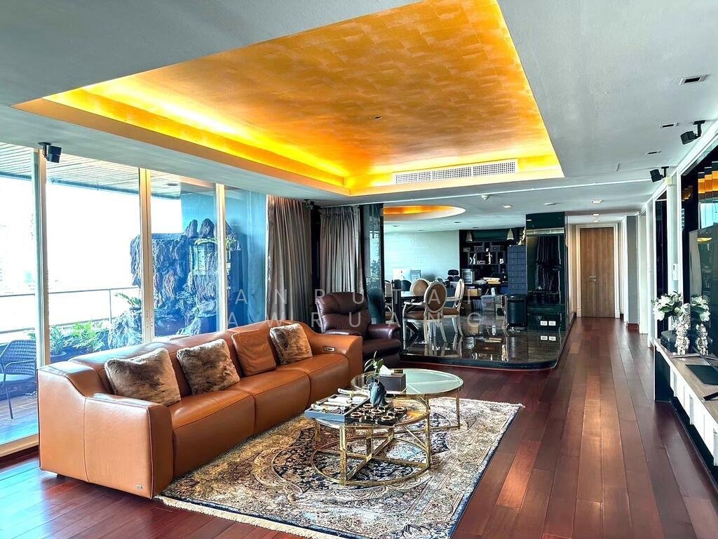 Condo in Bang Lamphu Lang, Krung Thep Maha Nakhon, Thailand 1 - 15136589