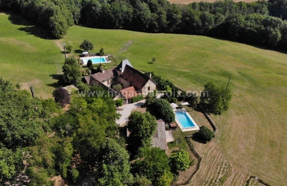 Estate in Sarlat-la-Canéda, Nouvelle-Aquitaine, France 1 - 17070653