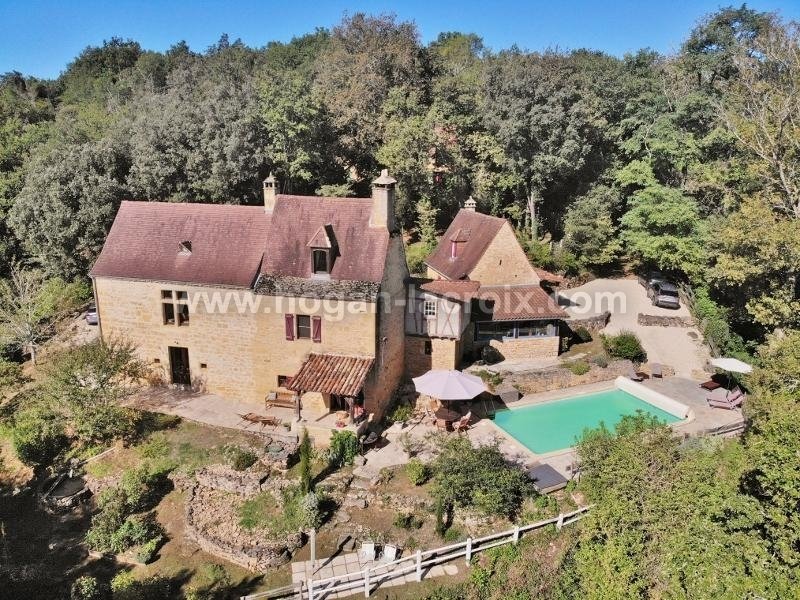 House in Sarlat-la-Canéda, Nouvelle-Aquitaine, France 1 - 17070855