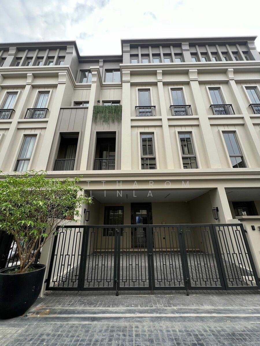 Townhouse in Chakkrawat, Krung Thep Maha Nakhon, Thailand 2 - 15996203
