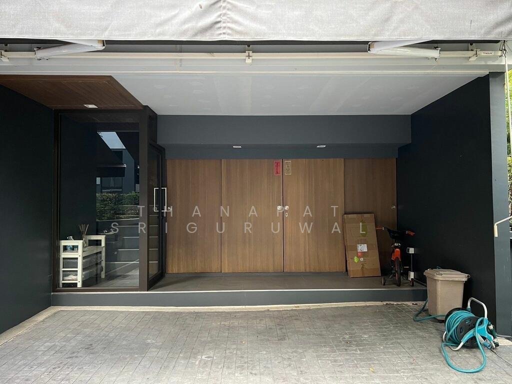 Townhouse in Chong Nonsi, Krung Thep Maha Nakhon, Thailand 3 - 15312972