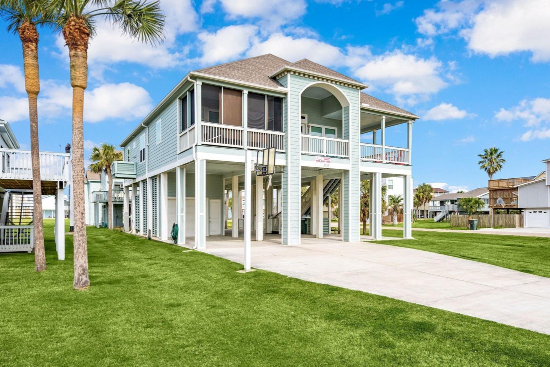 House in Galveston, Texas, United States 5 - 17070089