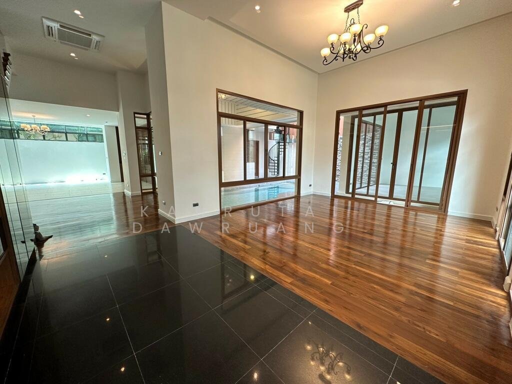 House in Phra Khanong Nuea, Bangkok, Thailand 2 - 15744638