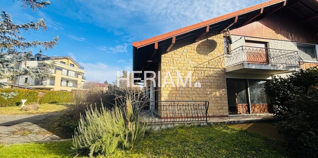 House in Prévessin-Moëns, Auvergne-Rhône-Alpes, France 2 - 17070764