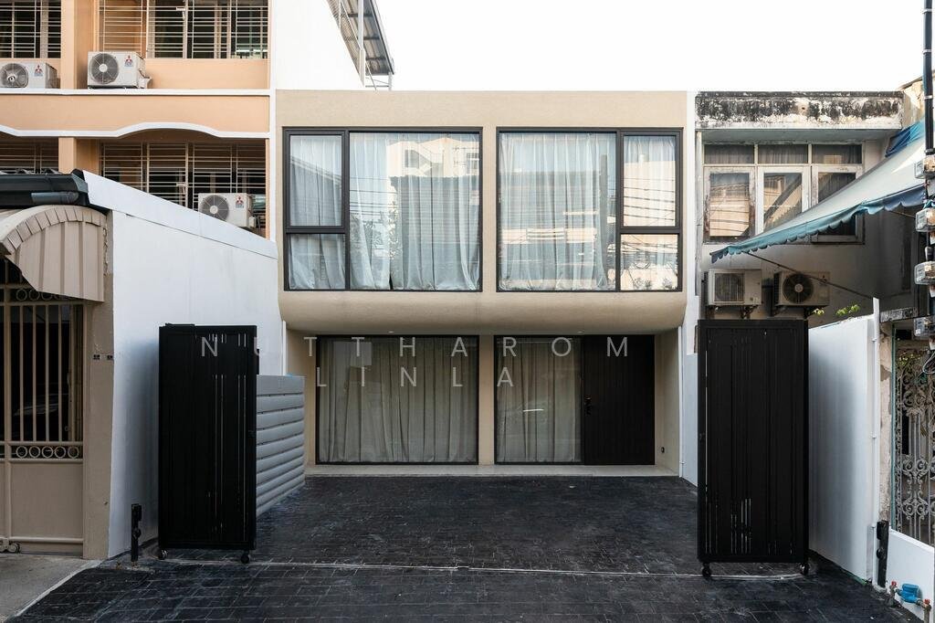 House in Bangkok, Krung Thep Maha Nakhon, Thailand 2 - 15797294