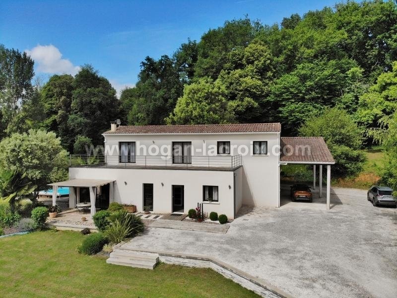 House in Sarlat-la-Canéda, Nouvelle-Aquitaine, France 1 - 17070779