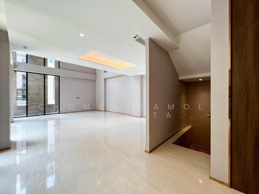 House in Chong Nonsi, Krung Thep Maha Nakhon, Thailand 2 - 16072402
