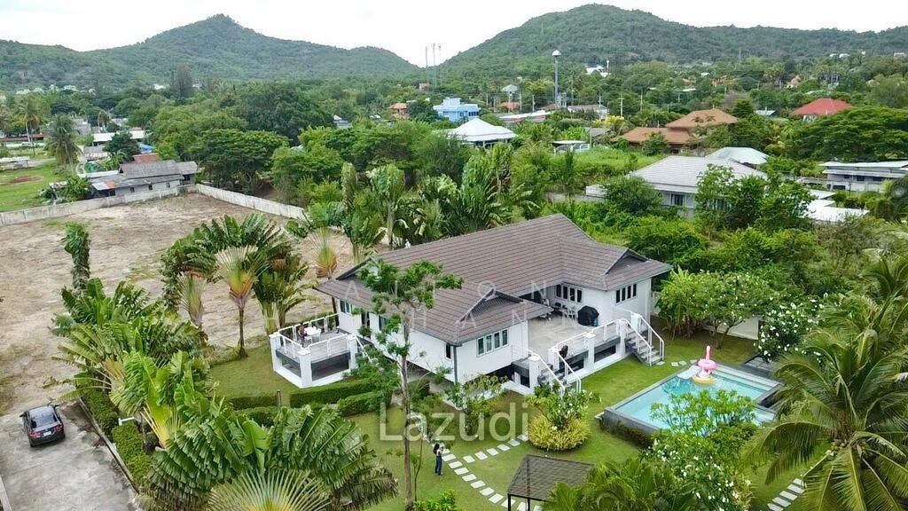 Villa in Hua Hin, Prachuap Khiri Khan, Thailand 4 - 15312857