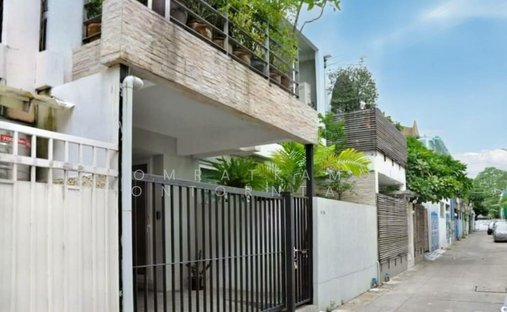 Townhouse in Bangkok, Krung Thep Maha Nakhon, Thailand 1