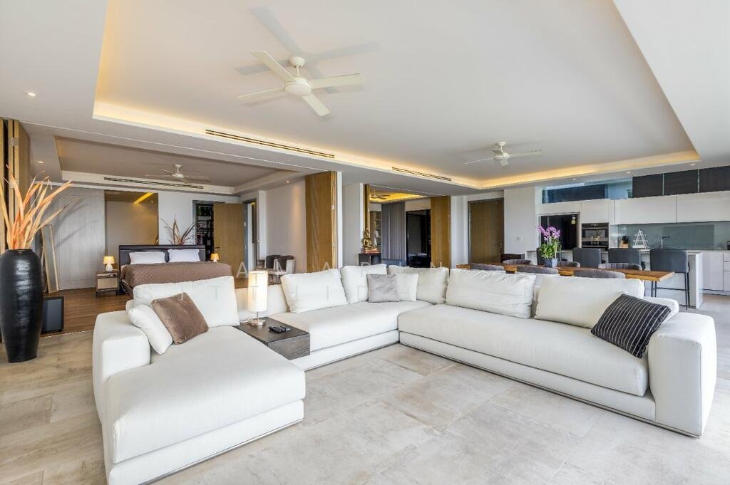 Apartment in Choeng Thale, Phuket, Thailand 3 - 15590026